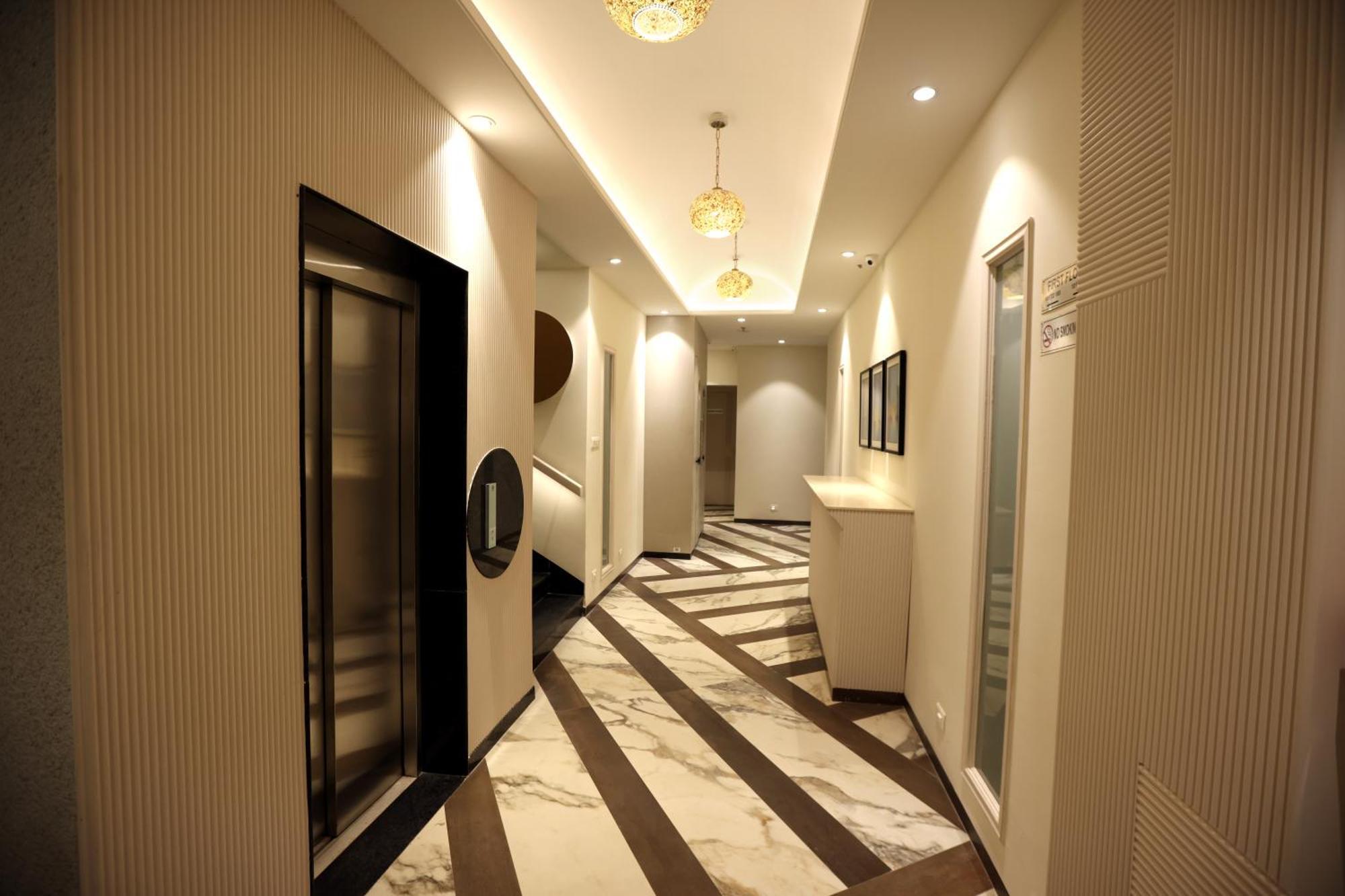 Hiraya Hotels Mohali Extérieur photo