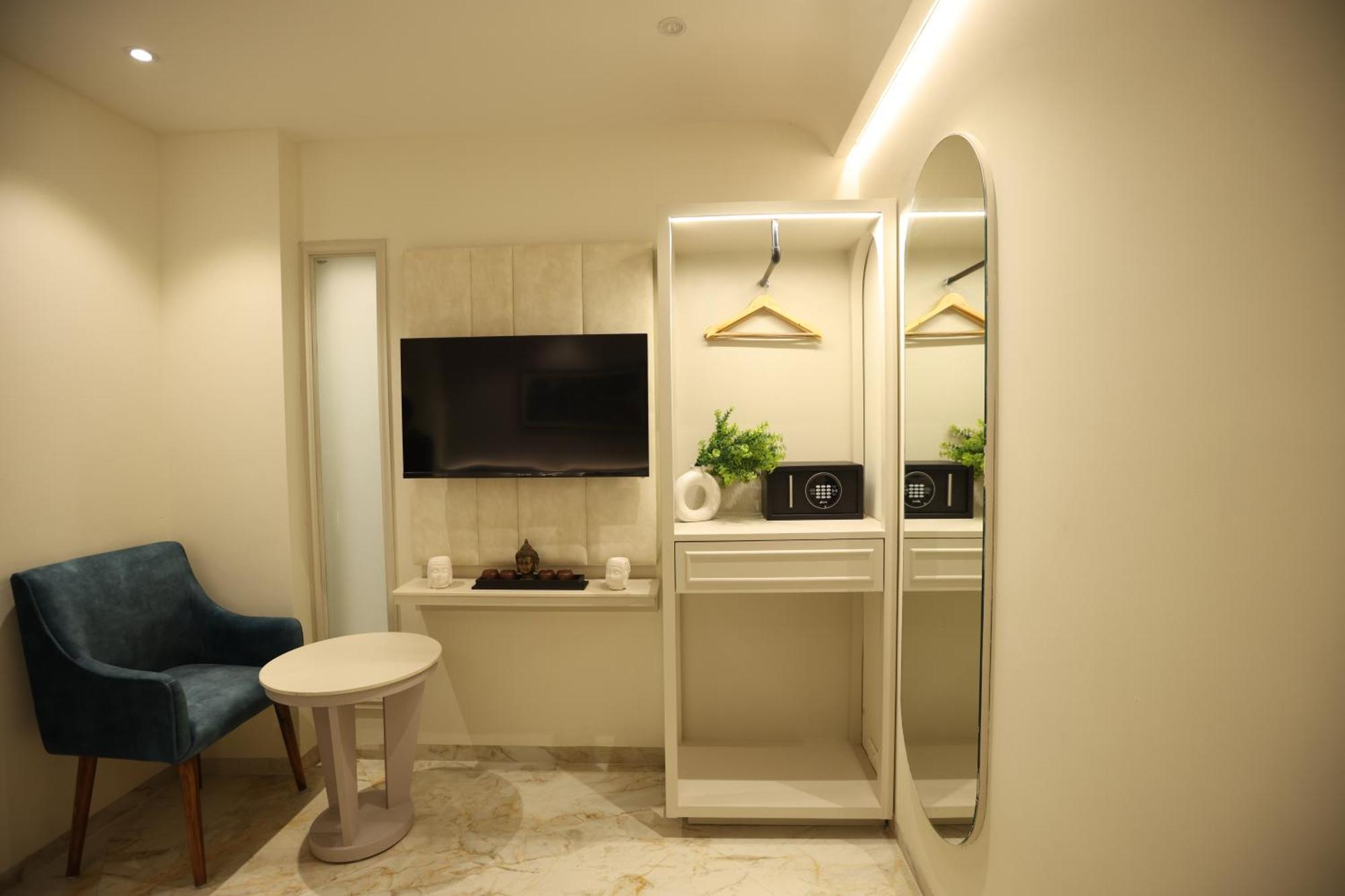 Hiraya Hotels Mohali Extérieur photo